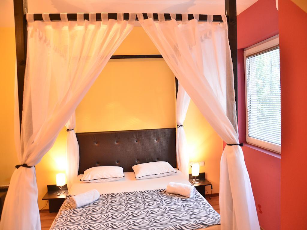 Hostel Kalonis Skopje Exteriér fotografie