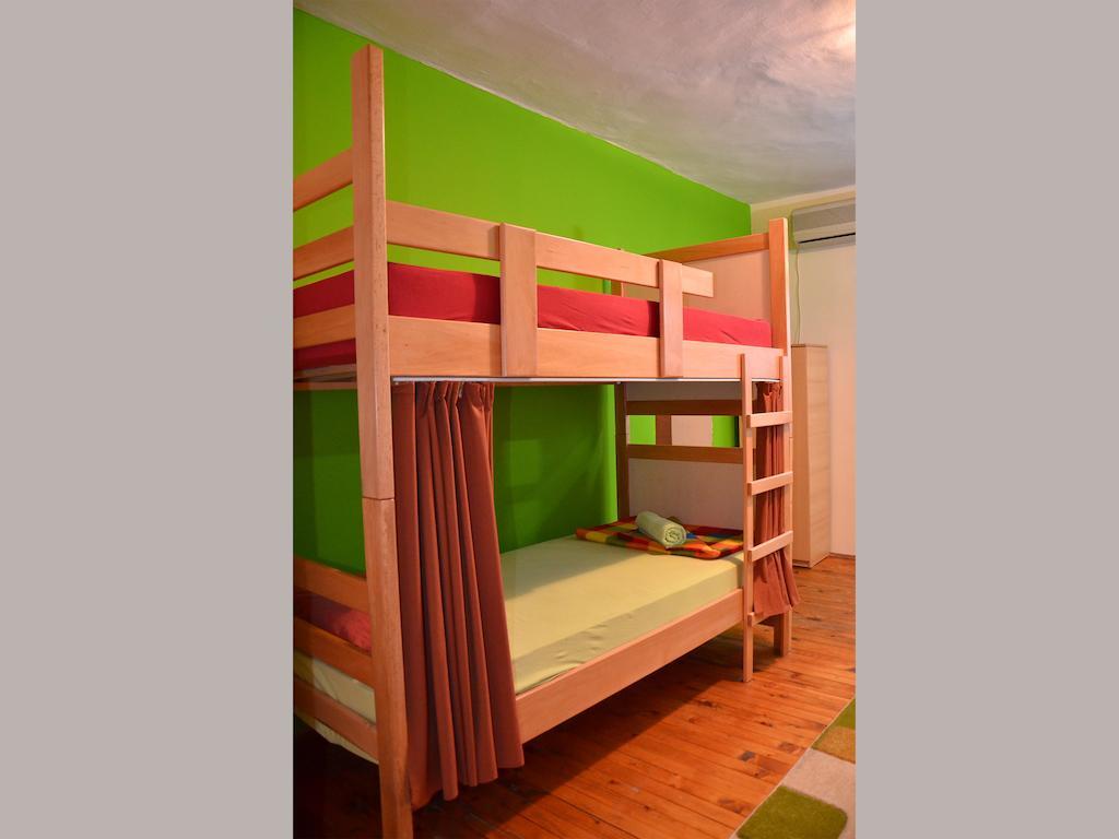 Hostel Kalonis Skopje Exteriér fotografie